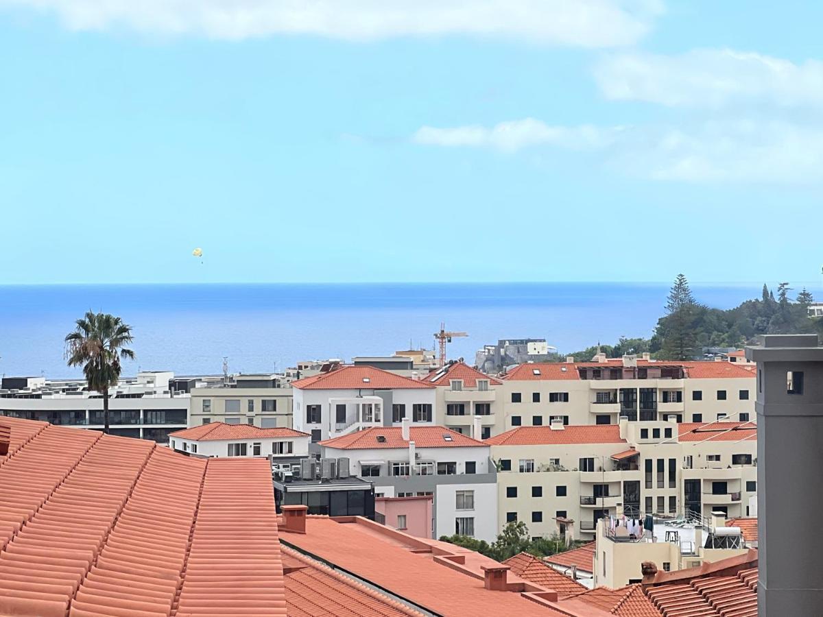 Madeira Breeze Apartment Funchal  Bagian luar foto